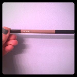 MAC retractable crayon eye brows styler in Fling